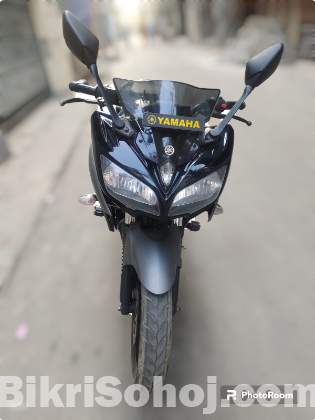 Yamaha Fazer V2